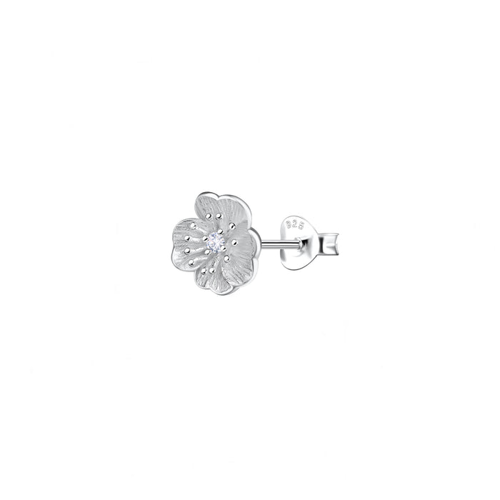 Flower Design Detailed Stud Earrings in Sterling Silver